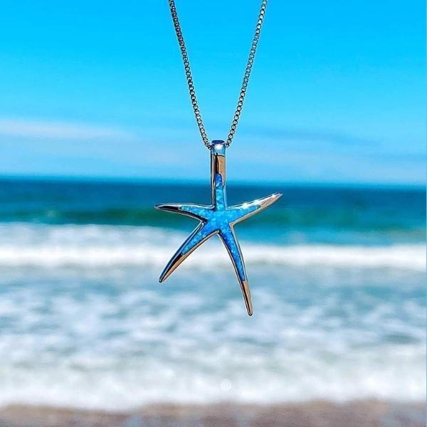 Silverhalsband med blå opal och sjöstjärna