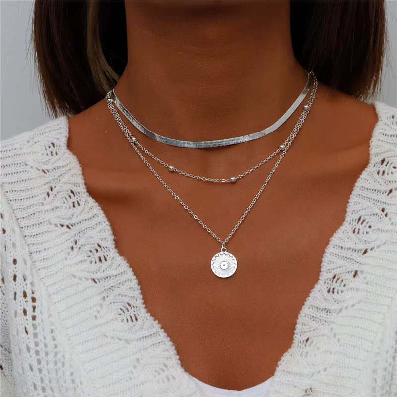 Silverpläterat halsband