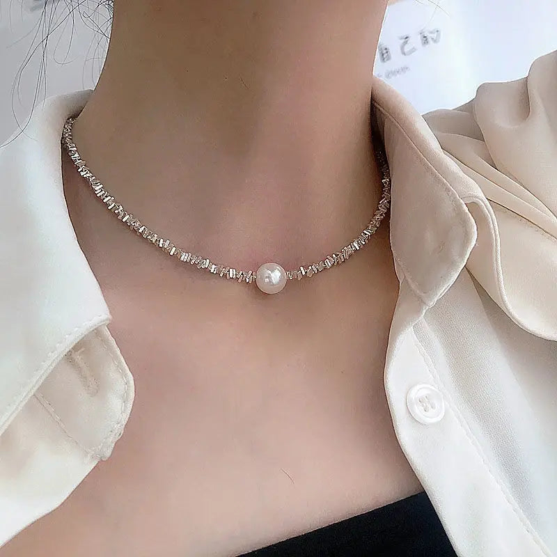 Pärlhalsband i vintagestil
