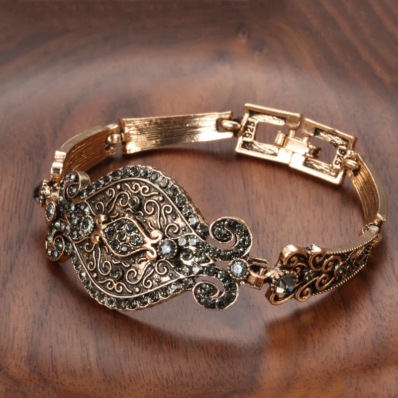 Elegant armband i svart kristall