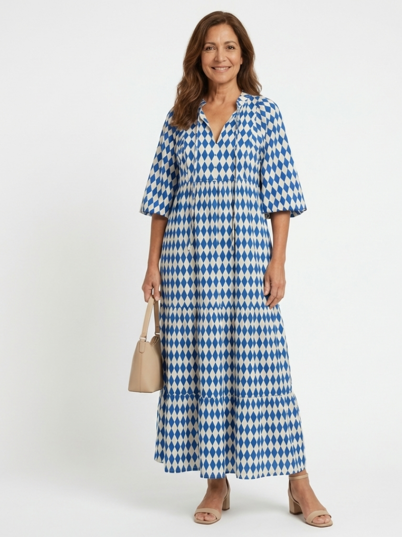 Elodie | Dress with Diamond Pattern and Tiered Skirt