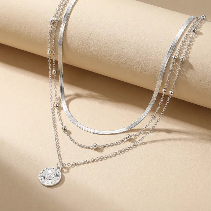 Silverpläterat halsband