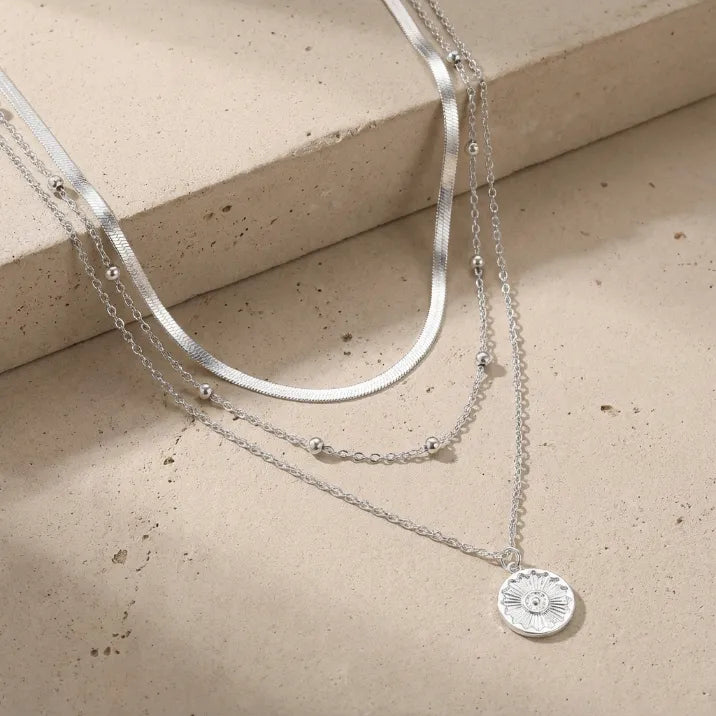 Silverpläterat halsband