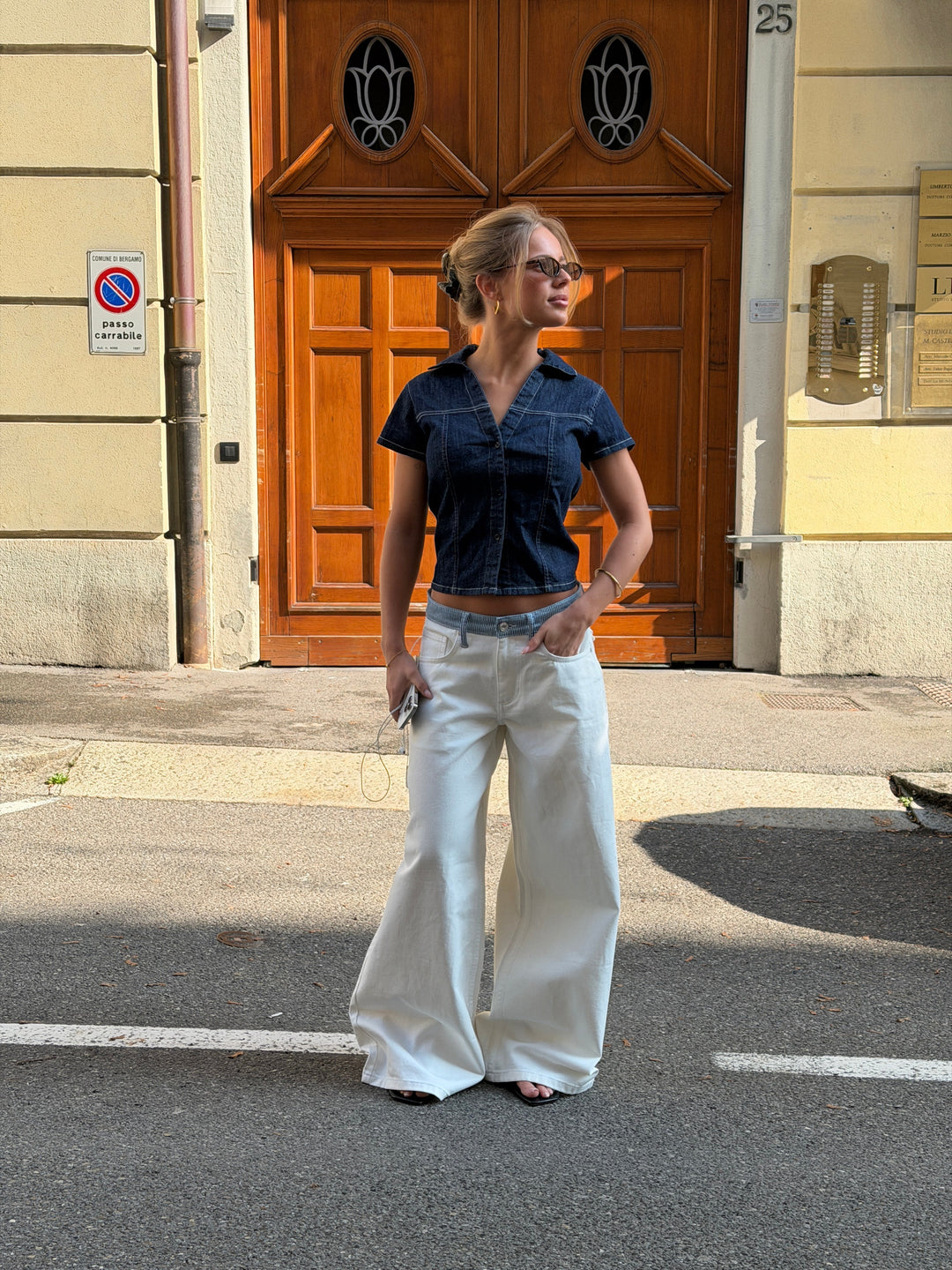 Bjork striped low-waisted loose jeans - White/Blue