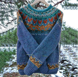 Madeline – Warm Sweater with a Classic Woven Pattern