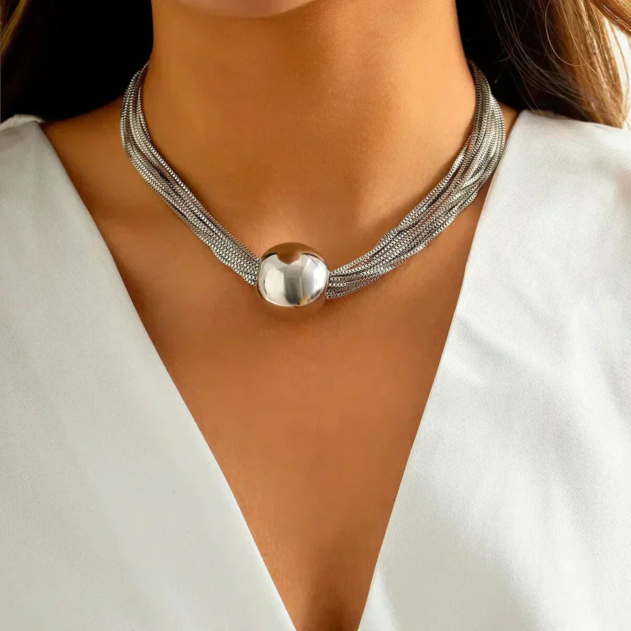 Elegant guldhalsband